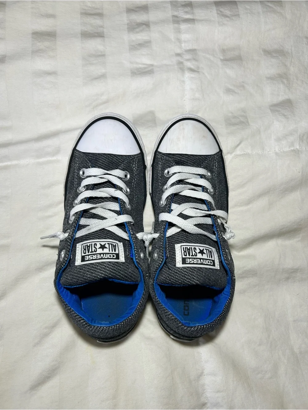 Converse Kids Low Top Sneakers in Charcoal with Blue Lining
